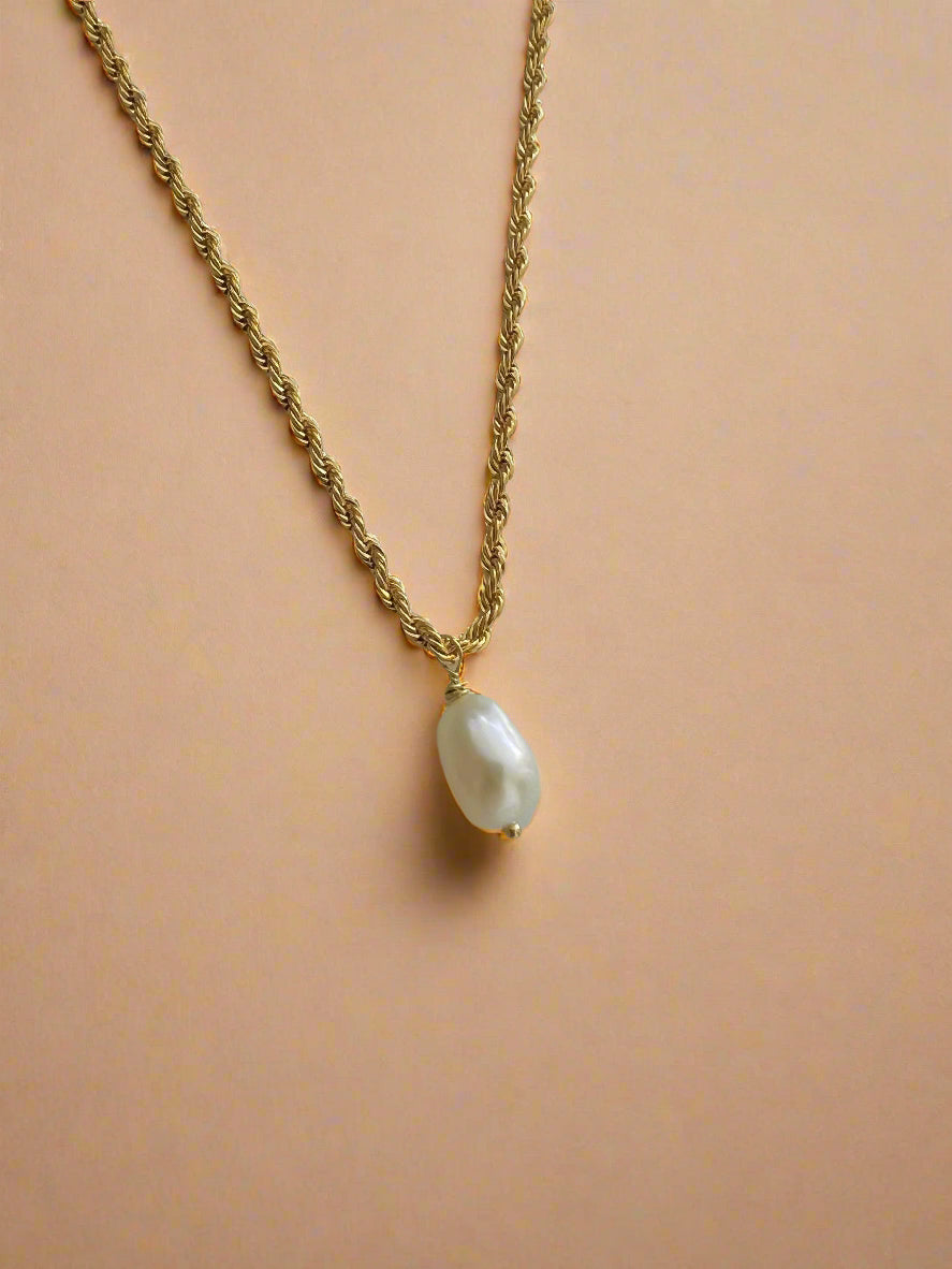 Pearl Rope Necklace